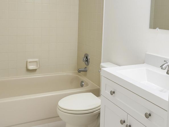 1011 Meadows Circle, Boynton Beach FL 33436