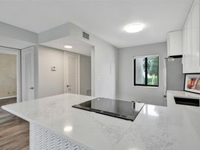 4539 Luxemburg Ct 201, Lake Worth FL 33467