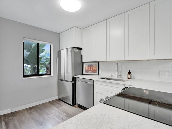 4539 Luxemburg Ct 201, Lake Worth FL 33467