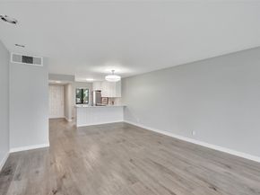 4539 Luxemburg Ct 201, Lake Worth FL 33467