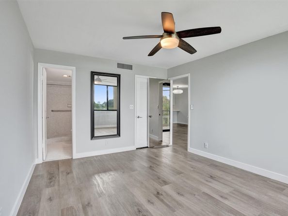 4539 Luxemburg Ct 201, Lake Worth FL 33467