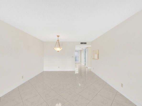 15234 Lakes Of Delray Boulevard 244, Delray Beach FL 33484