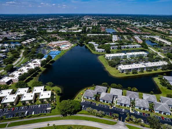 15234 Lakes Of Delray Boulevard 244, Delray Beach FL 33484