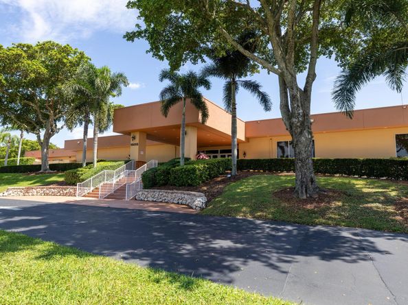 15234 Lakes Of Delray Boulevard 244, Delray Beach FL 33484