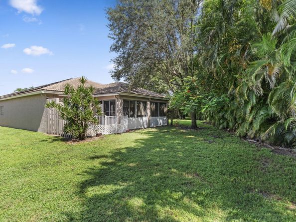 6677 Southport Drive, Boynton Beach FL 33472