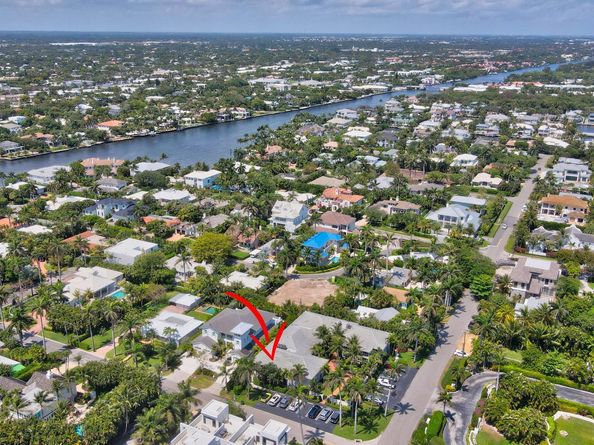 200 Andrews Avenue 1, Delray Beach FL 33483