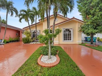 5051 SW 142 Pl