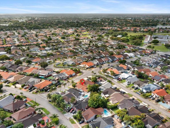 5051 SW 142 Pl, Miami FL 33175