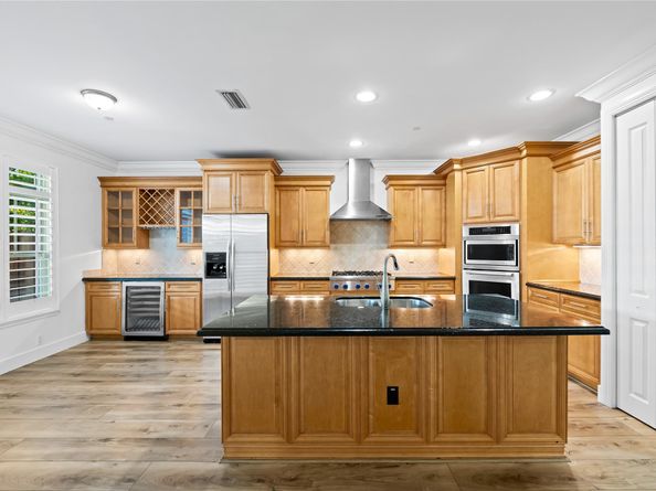 218 NE 15th Ave 218, Fort Lauderdale FL 33301