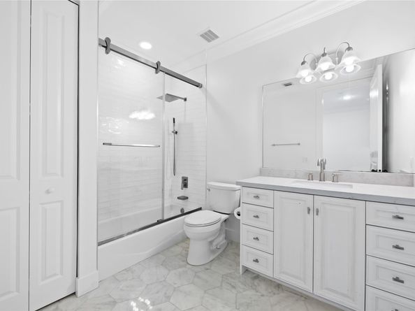 218 NE 15th Ave 218, Fort Lauderdale FL 33301