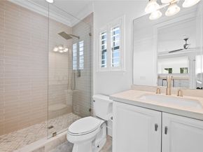 218 NE 15th Ave 218, Fort Lauderdale FL 33301