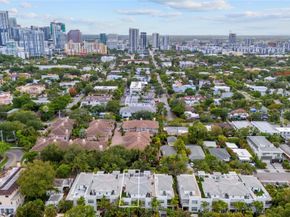 218 NE 15th Ave 218, Fort Lauderdale FL 33301