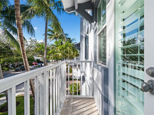 218 NE 15th Ave 218, Fort Lauderdale FL 33301