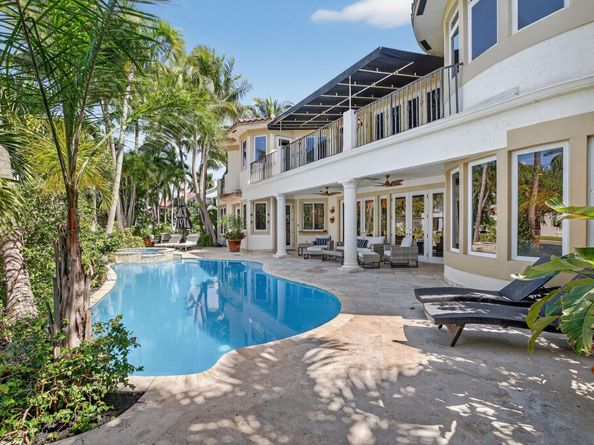 519 Royal Plaza Dr, Fort Lauderdale FL 33301