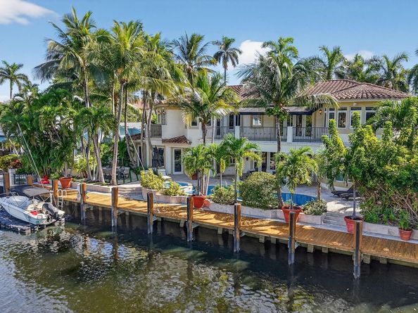 519 Royal Plaza Dr, Fort Lauderdale FL 33301