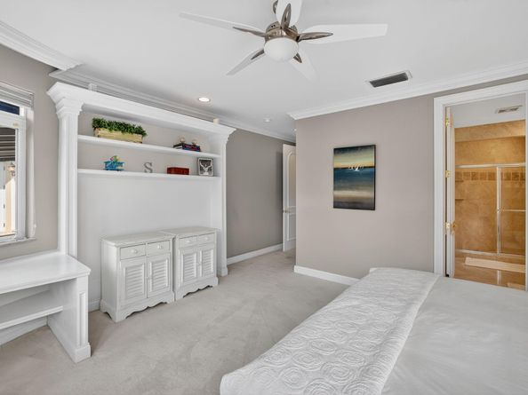 519 Royal Plaza Dr, Fort Lauderdale FL 33301