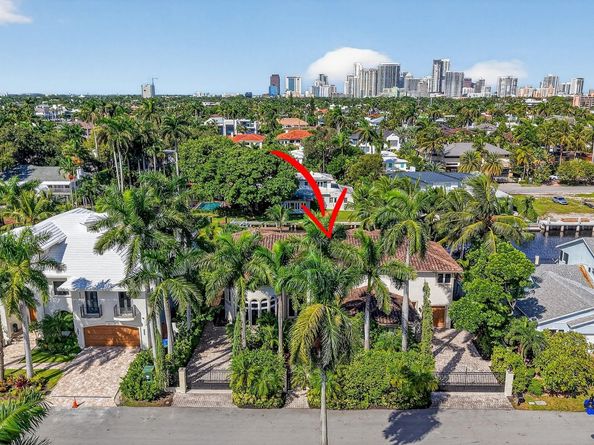 519 Royal Plaza Dr, Fort Lauderdale FL 33301