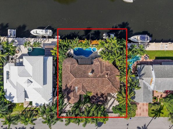 519 Royal Plaza Dr, Fort Lauderdale FL 33301