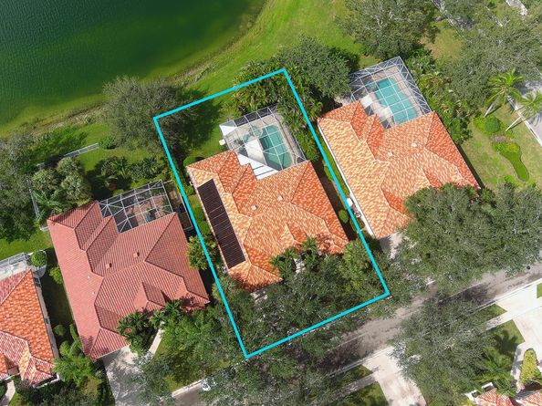 2211 Vero Beach Lane, West Palm Beach FL 33411