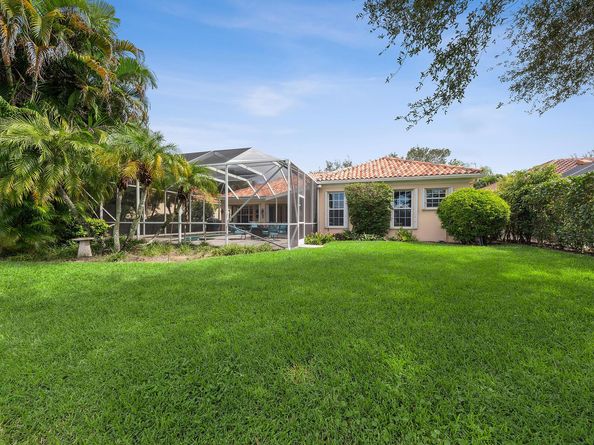 2211 Vero Beach Lane, West Palm Beach FL 33411