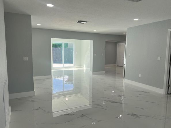1319 Crest Drive, Lake Worth Beach FL 33461