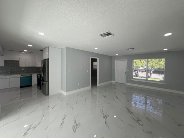 1319 Crest Drive, Lake Worth Beach FL 33461