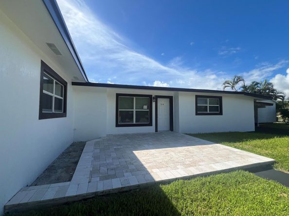 1319 Crest Drive, Lake Worth Beach FL 33461