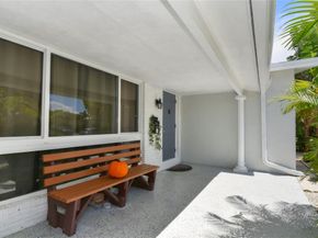 301 SE 12th St, Deerfield Beach FL 33441