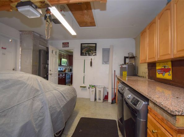301 SE 12th St, Deerfield Beach FL 33441