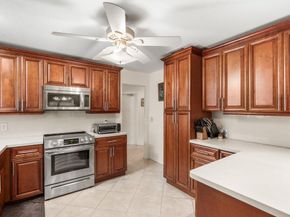 10633 Greenbriar Court, Boca Raton FL 33498