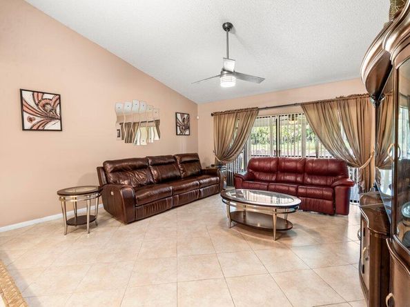10633 Greenbriar Court, Boca Raton FL 33498