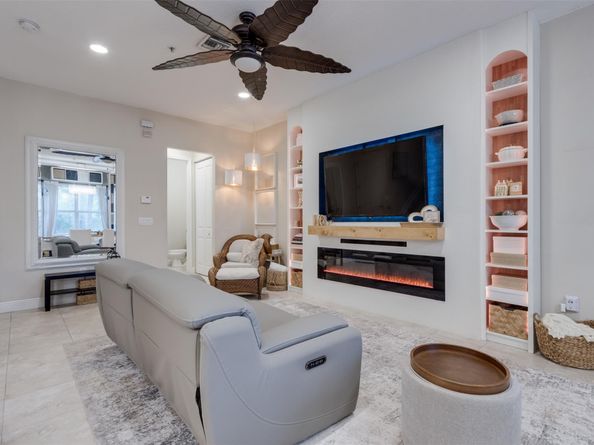 12467 NW 17th Ct, Pembroke Pines FL 33028