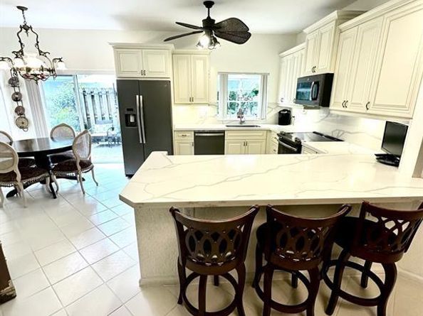 11698 Briarwood Cir 1, Boynton Beach FL 33437