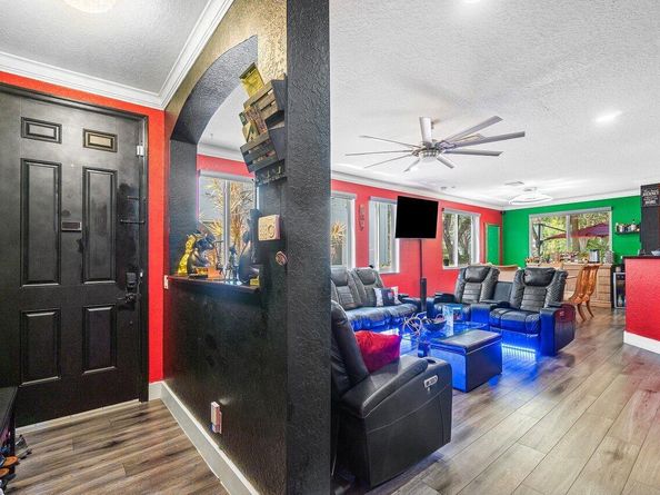 3263 Laurel Ridge Circle, Riviera Beach FL 33404