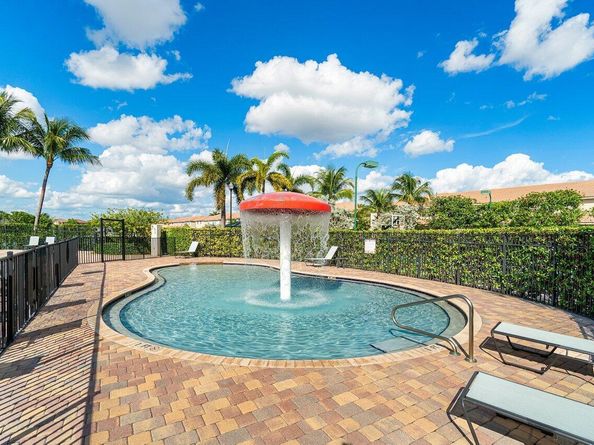 3263 Laurel Ridge Circle, Riviera Beach FL 33404