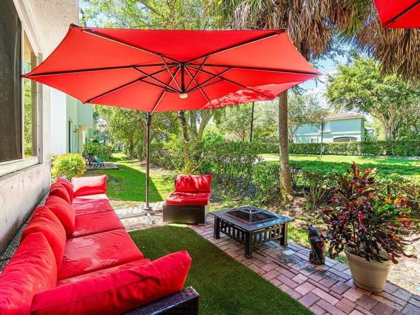 3263 Laurel Ridge Circle, Riviera Beach FL 33404