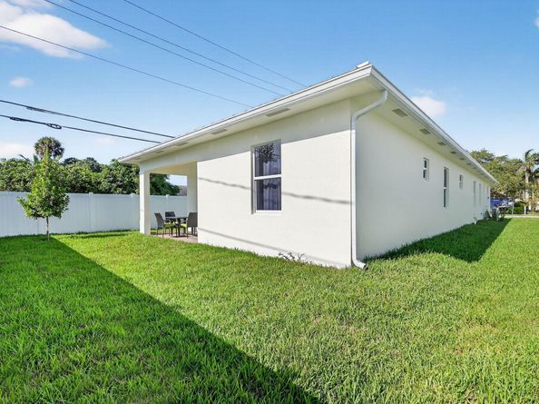 601 N Loxahatchee Drive, Jupiter FL 33458
