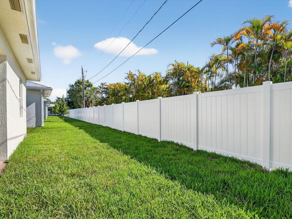 601 N Loxahatchee Drive, Jupiter FL 33458