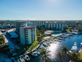 2731 NE 14th Street Cswy 103, Pompano Beach FL 33062