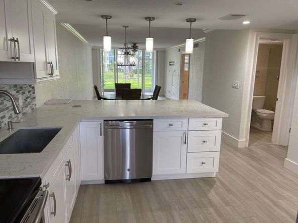 2731 NE 14th Street Cswy 103, Pompano Beach FL 33062