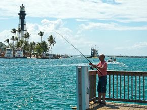 2731 NE 14th Street Cswy 103, Pompano Beach FL 33062