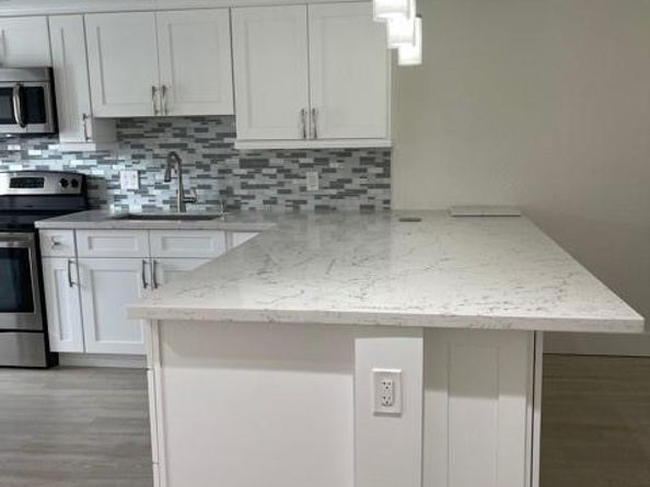 2731 NE 14th Street Cswy 103, Pompano Beach FL 33062