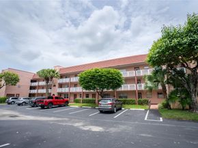 9601 Sunrise Lakes Blvd 311, Sunrise FL 33322
