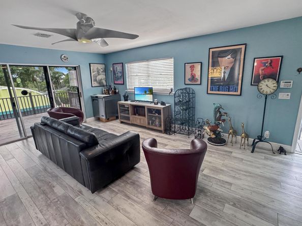 907 N A Street, Lake Worth Beach FL 33460