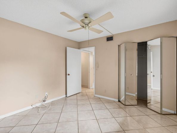 7286 Huntington Lane 103, Delray Beach FL 33446