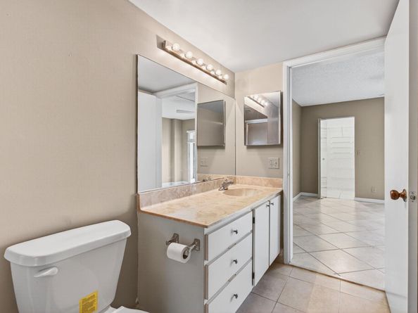 7286 Huntington Lane 103, Delray Beach FL 33446