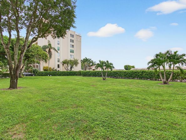 7286 Huntington Lane 103, Delray Beach FL 33446