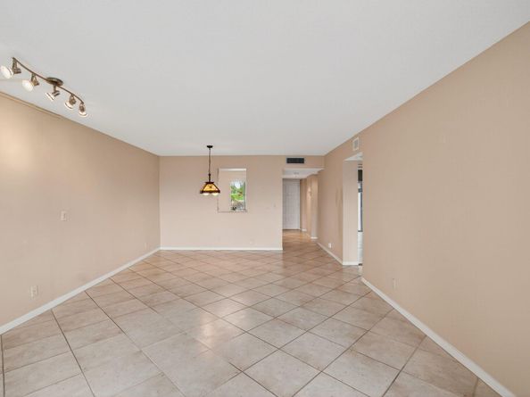 7286 Huntington Lane 103, Delray Beach FL 33446