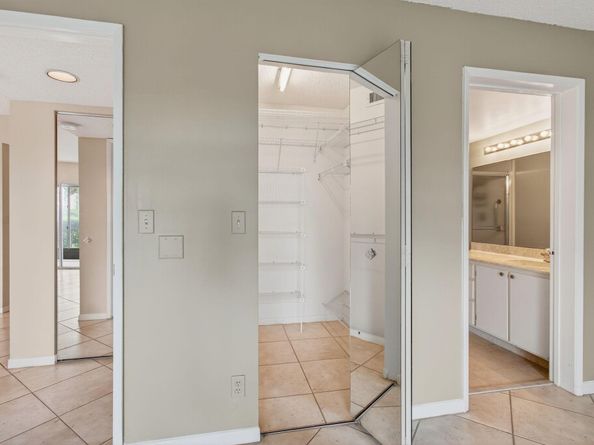 7286 Huntington Lane 103, Delray Beach FL 33446