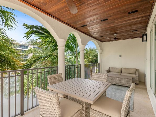 63 Isle Of Venice Dr 63, Fort Lauderdale FL 33301